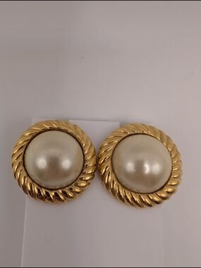 KJL Kenneth Jay Lane Faux Pearl Gold Tone Rope Pierced Earrings Signed